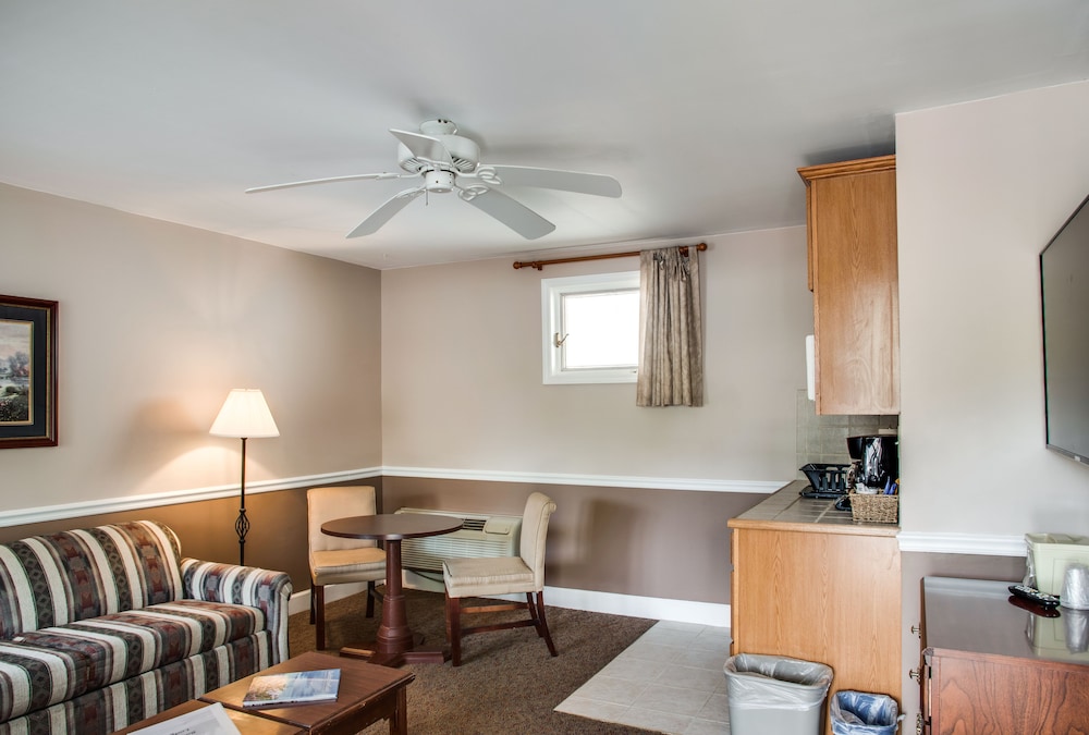 Boxwood Lodge