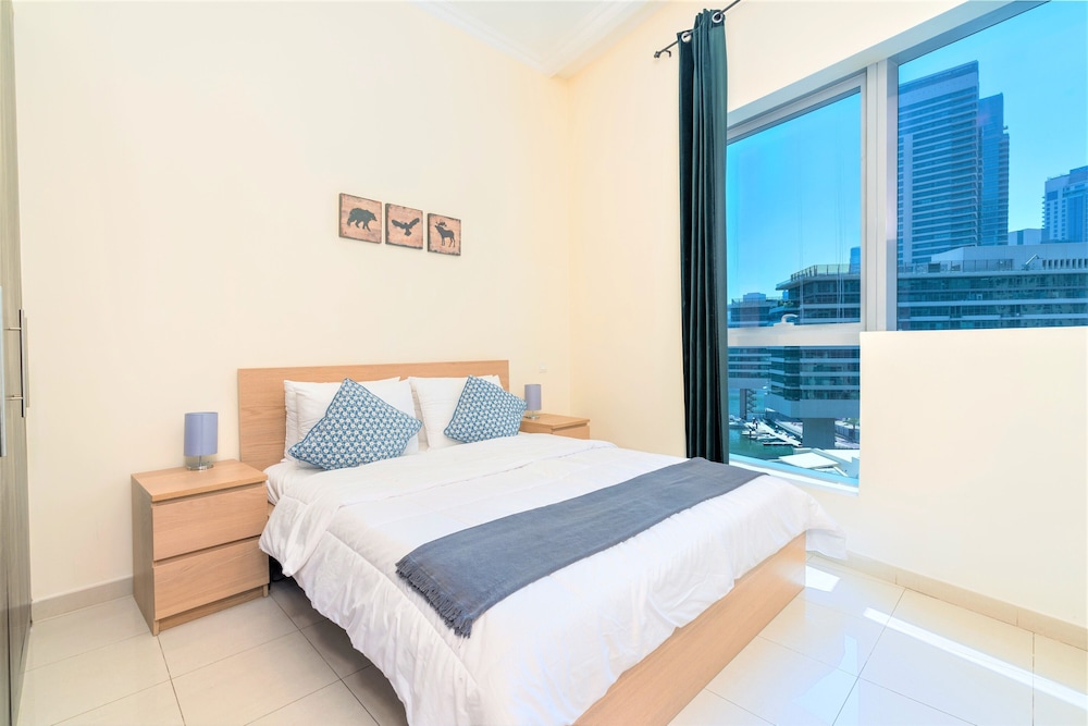 Gorgeous 1B With Balcony in Dubai Marina