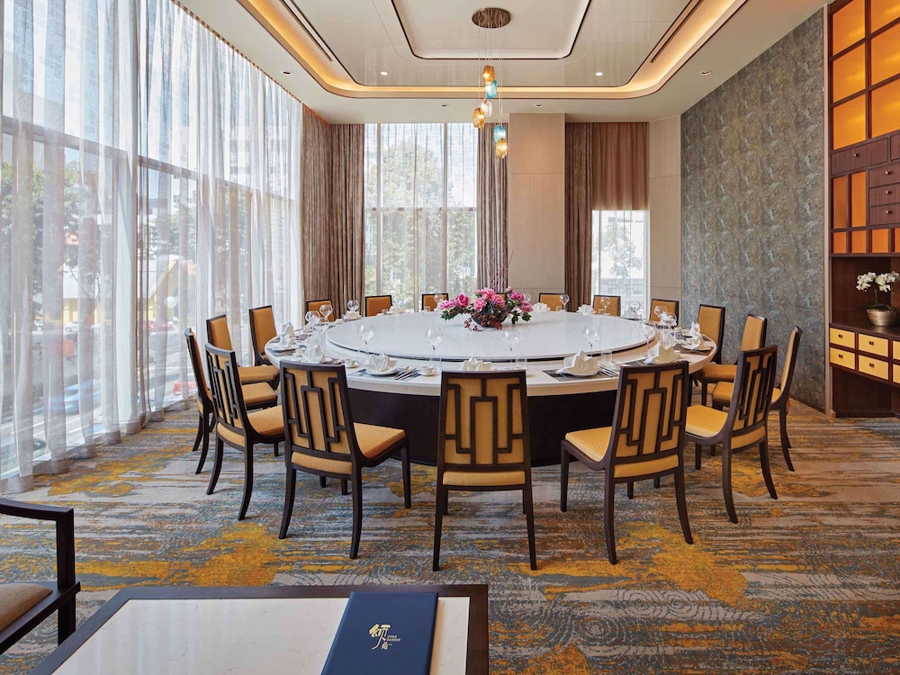 Mercure Singapore Bugis 37