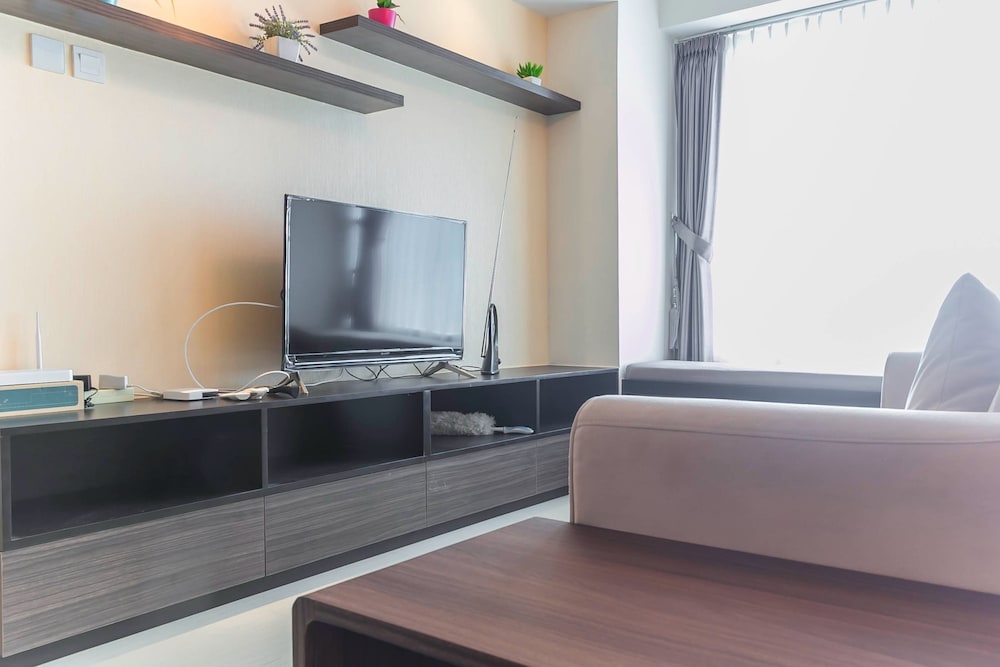 Chic And Cozy 2Br Grand Kamala Lagoon Apartment, เบคาซี - 14