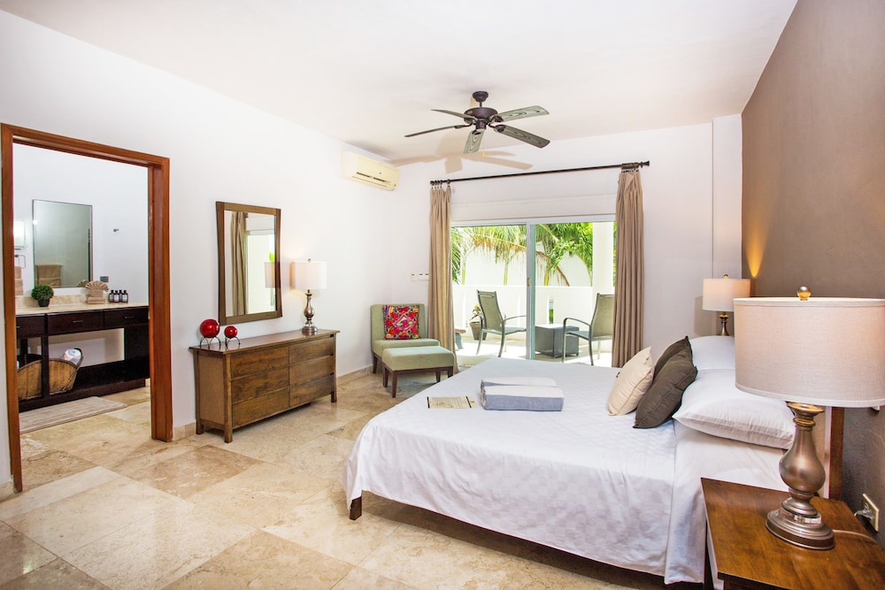 Villa Izcalli by PRP view 4