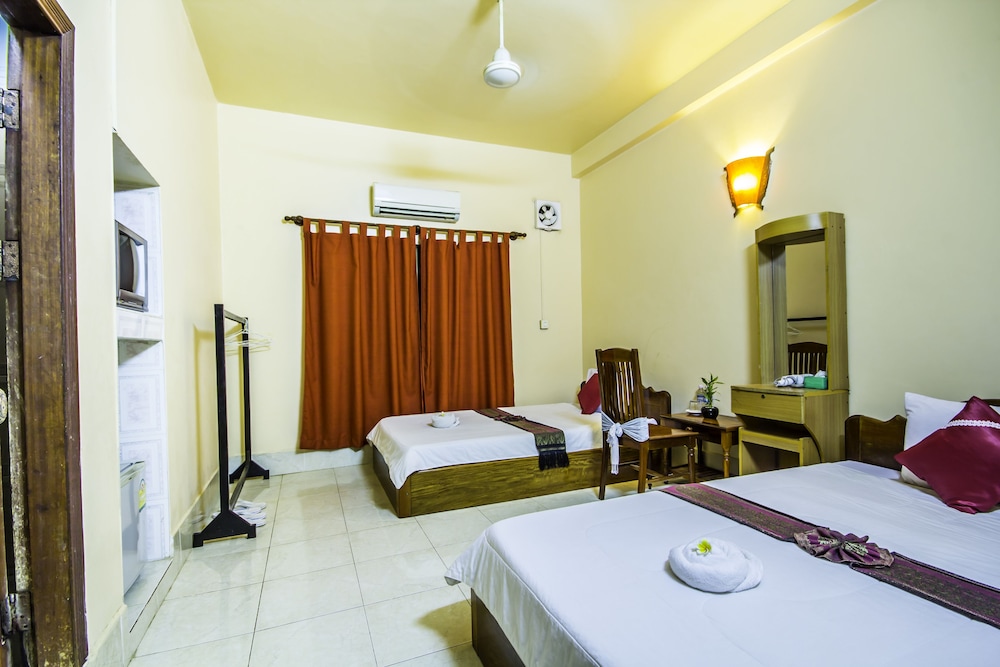 Bou Savy Guesthouse