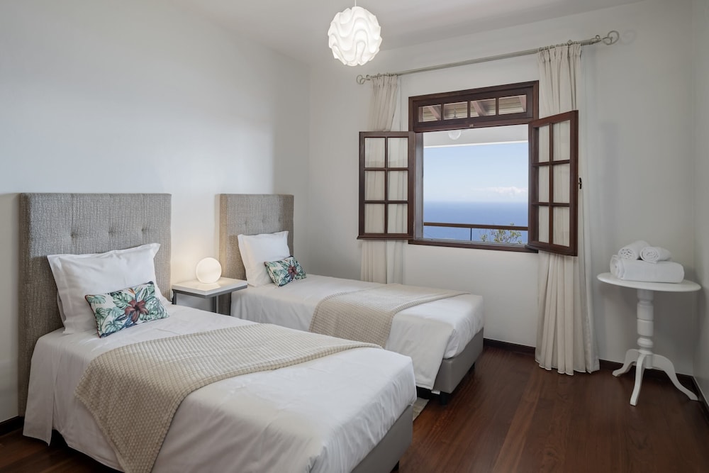 Country House With sea View, Southern Sunny House view 5