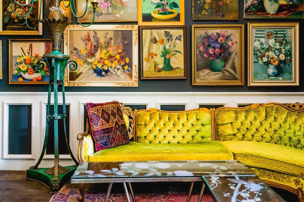 New Orleans Vacations - The Pontchartrain Hotel - Property Image 9