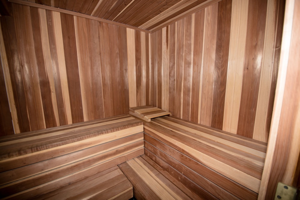 Lang House Chicago - Image 2