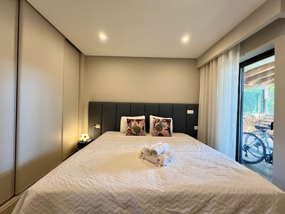 Vilamoura Premium Villa by Homing