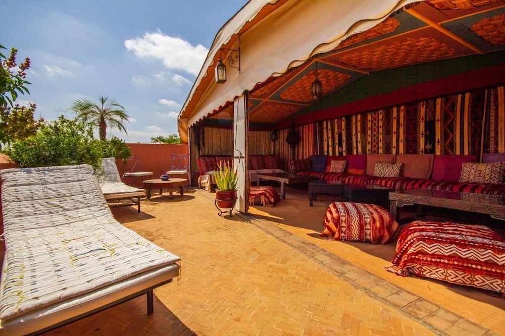 Riad Dombaraka