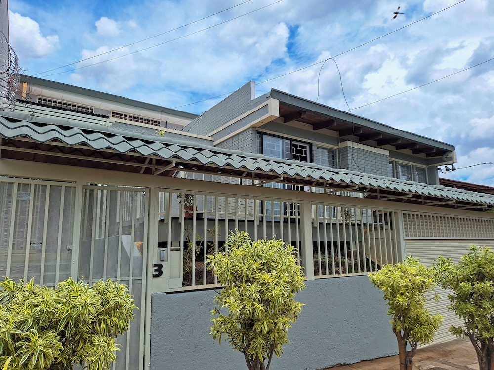 Hotel Jungla Urbana BnB - Image 1