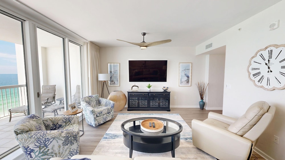Silver Beach 1104w 3 Bedroom Condo