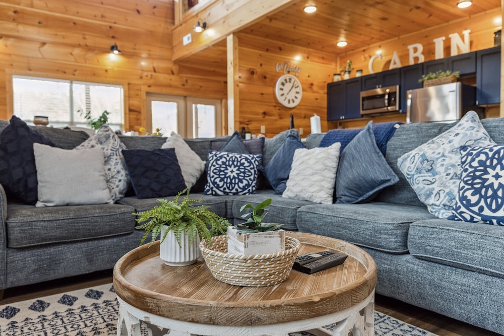 Big Bear Splash 2 Bedroom Cabin