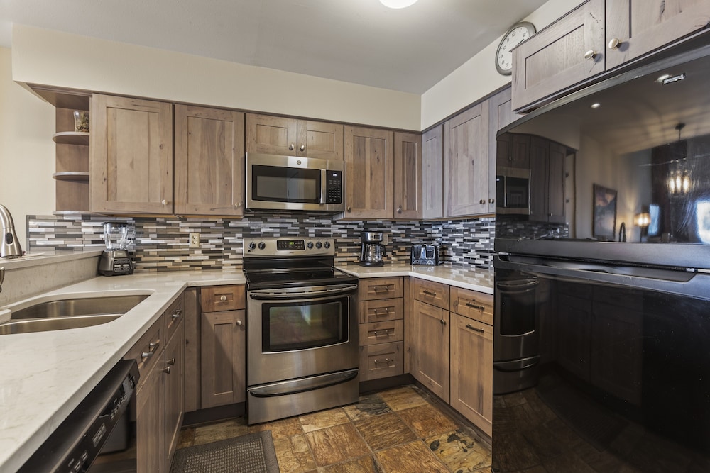 Park City Ski Resort UT - Snow Flower Vacation Homes
