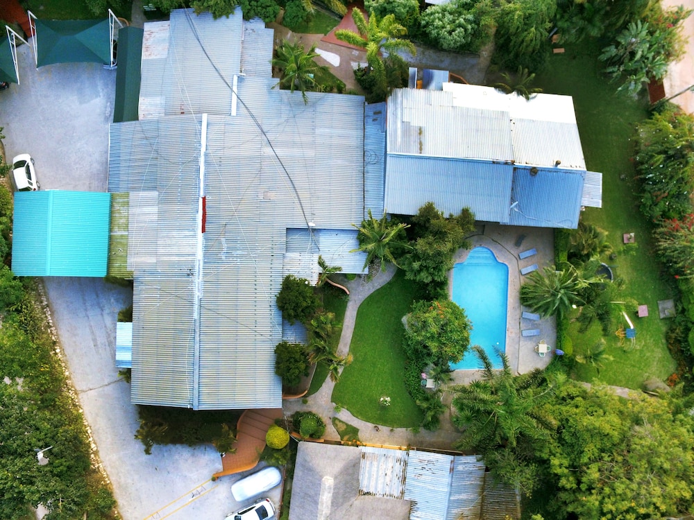 Palmwood Lodge
