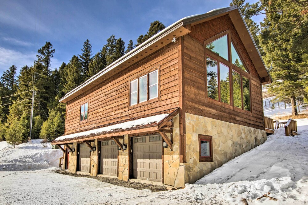 Bozeman Cabin: Deck w/ Jacuzzi & Gas Grill! view 5