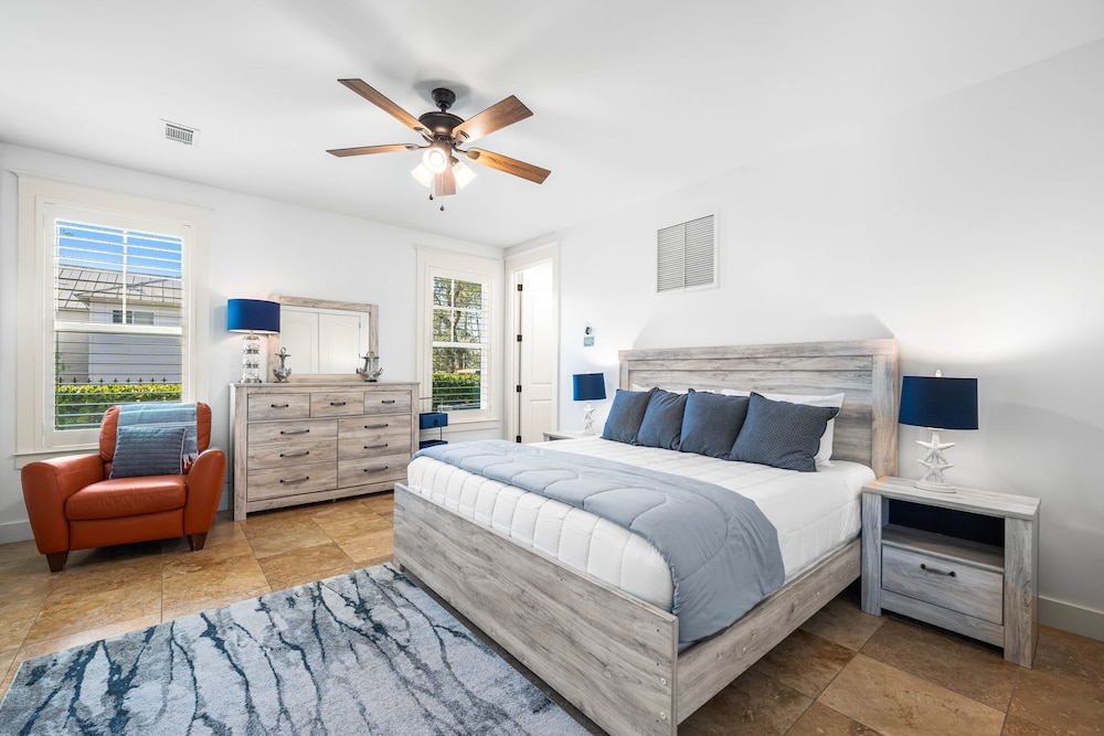 Modern Stay Near 30A w Pool Balcony Golf Cart Rental 30A Sunset Cove