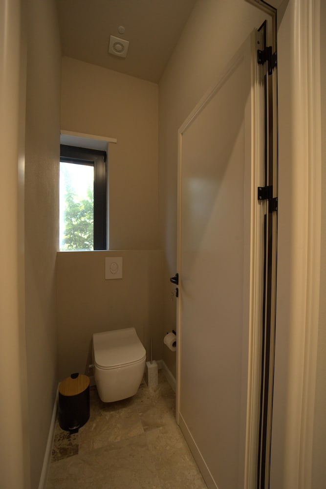 2115 Boutique Hostel