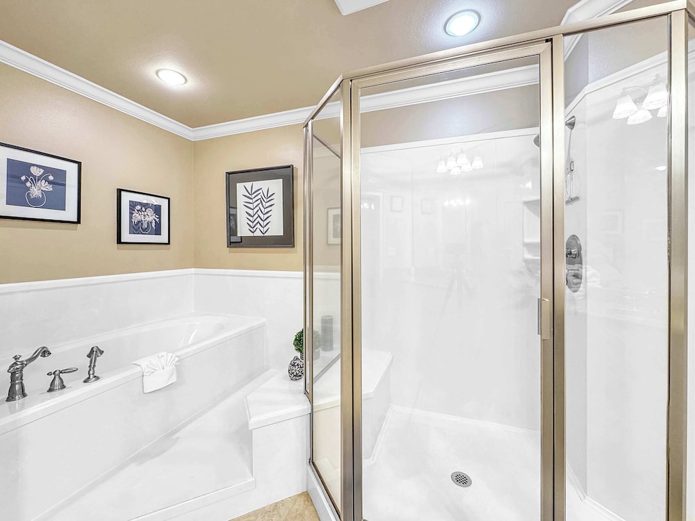 Oceanfront Luxe Pool + Beachfront Free Golf