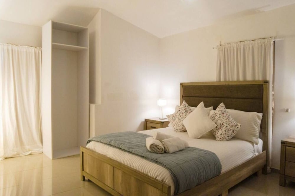 8 Bedrooms Penthouse, Jacuzzi & Private Terrace view 5