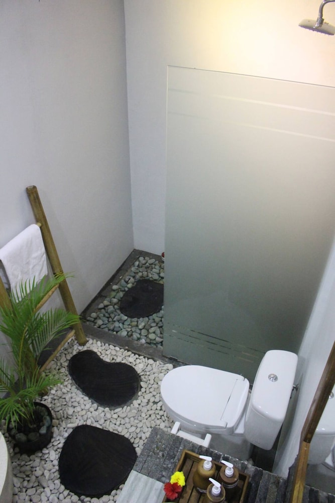 Photo 34