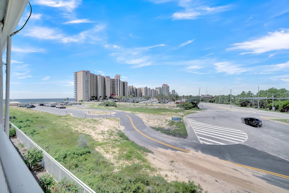 Seaside Beach & Racquet 1315