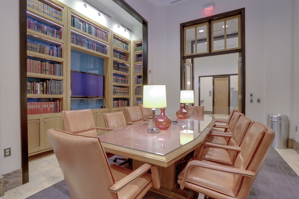 meeting & event spaces