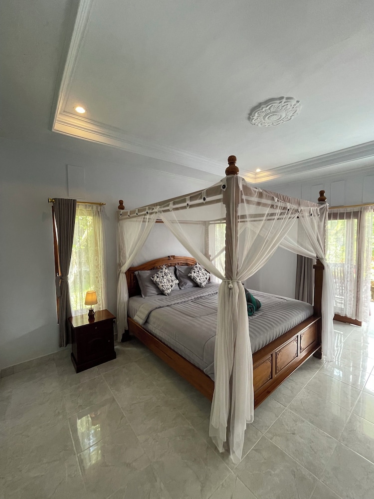 Sekumpul Guest House