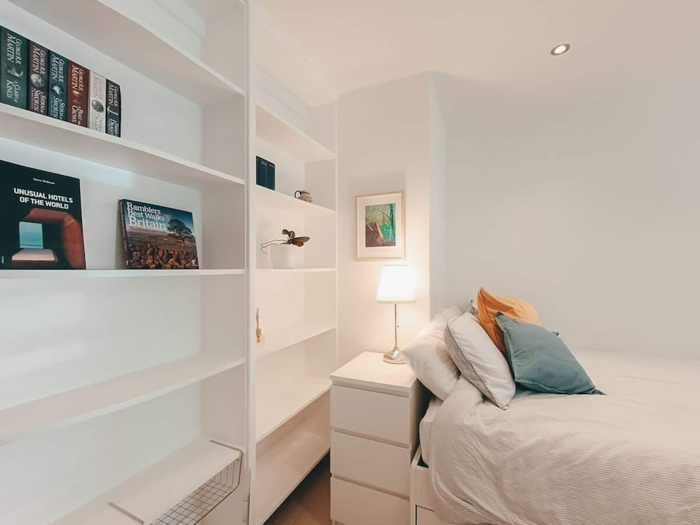 The Sandy Studio Flat in Petersham