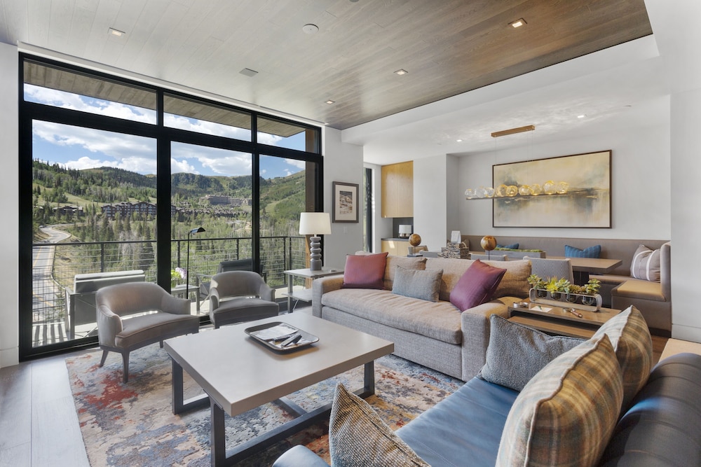 One Empire Pass at Deer Valley Resort - Three Bedroom Residence #402 3 Condo