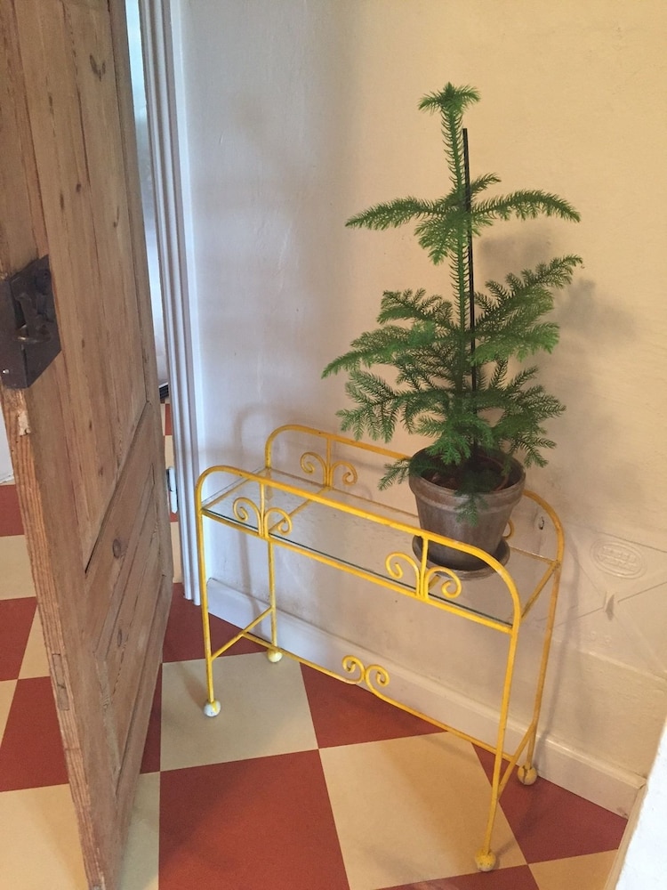 Alsbrogaard Deluxe Bed & Breakfast