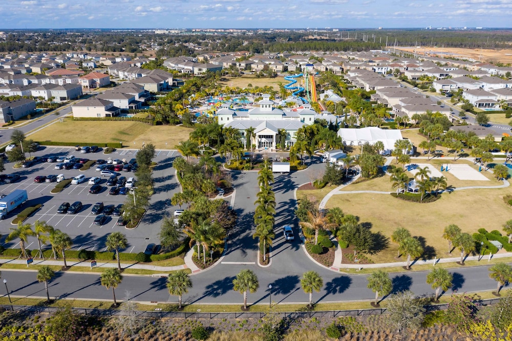510 BS - 5BD Elegant Escape: Private Haven