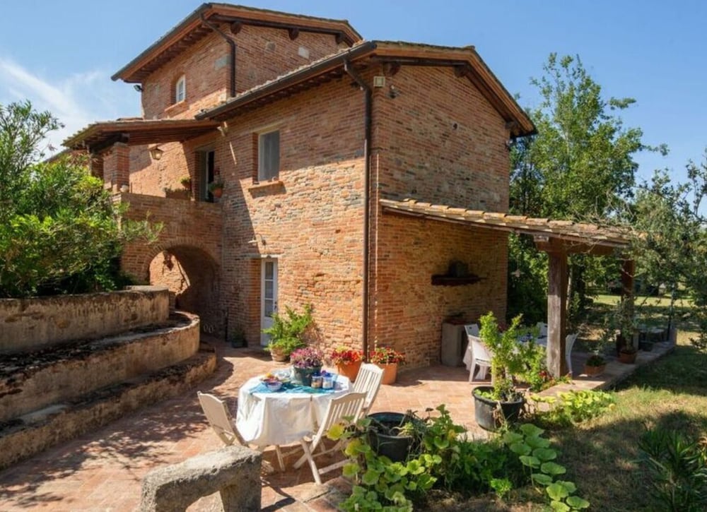 Villa al Molino Comfortable Holiday Residence view 4