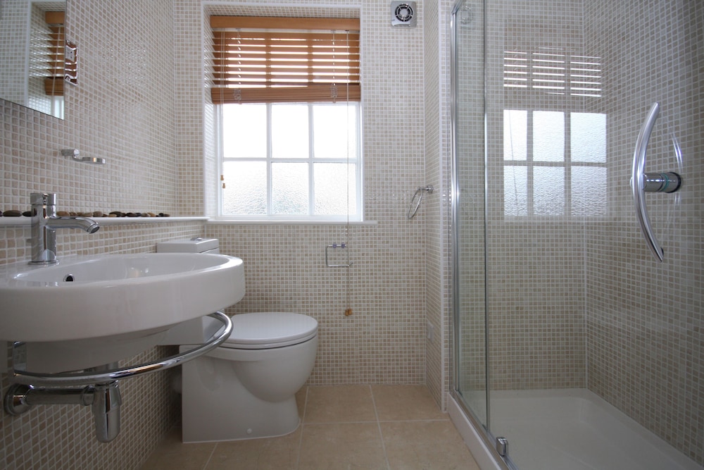 Berkshire Rooms - Wokingham