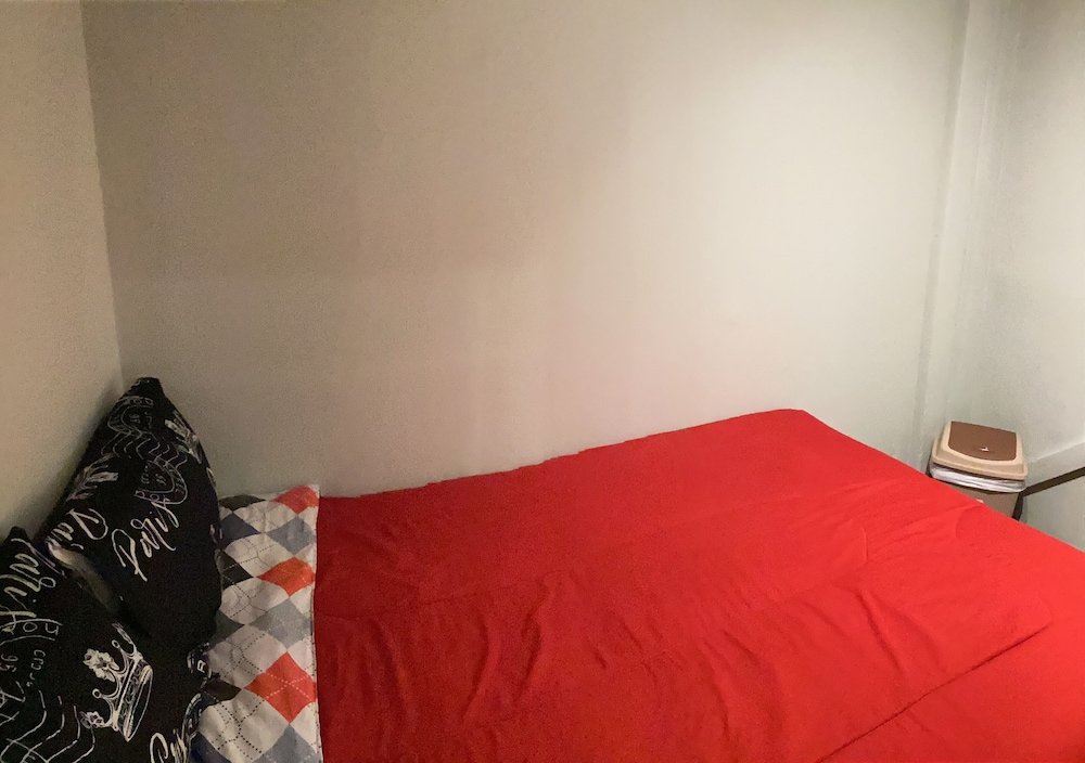 hostal low cost
