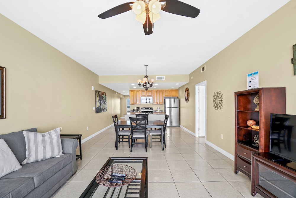 Splash Beach Resort by Panhandle Getaways