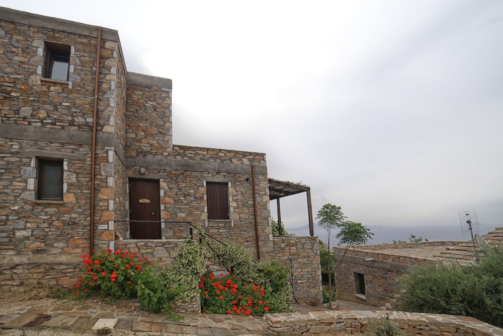Pyrgos Ikaria Traditional Village