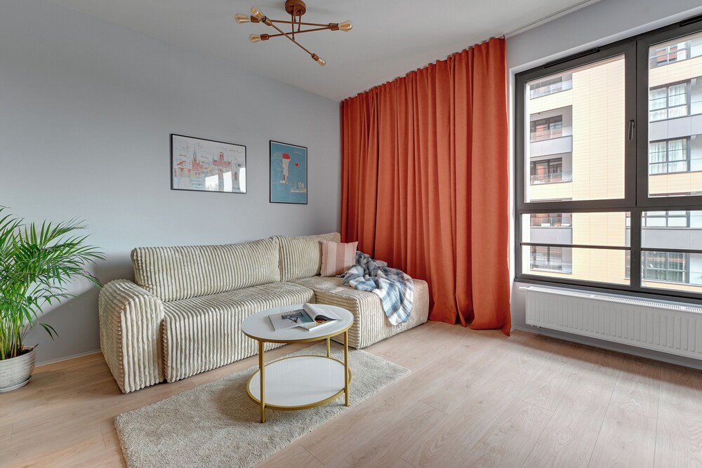 Doki Living - Foodhall & Parking by Downtown Apartments