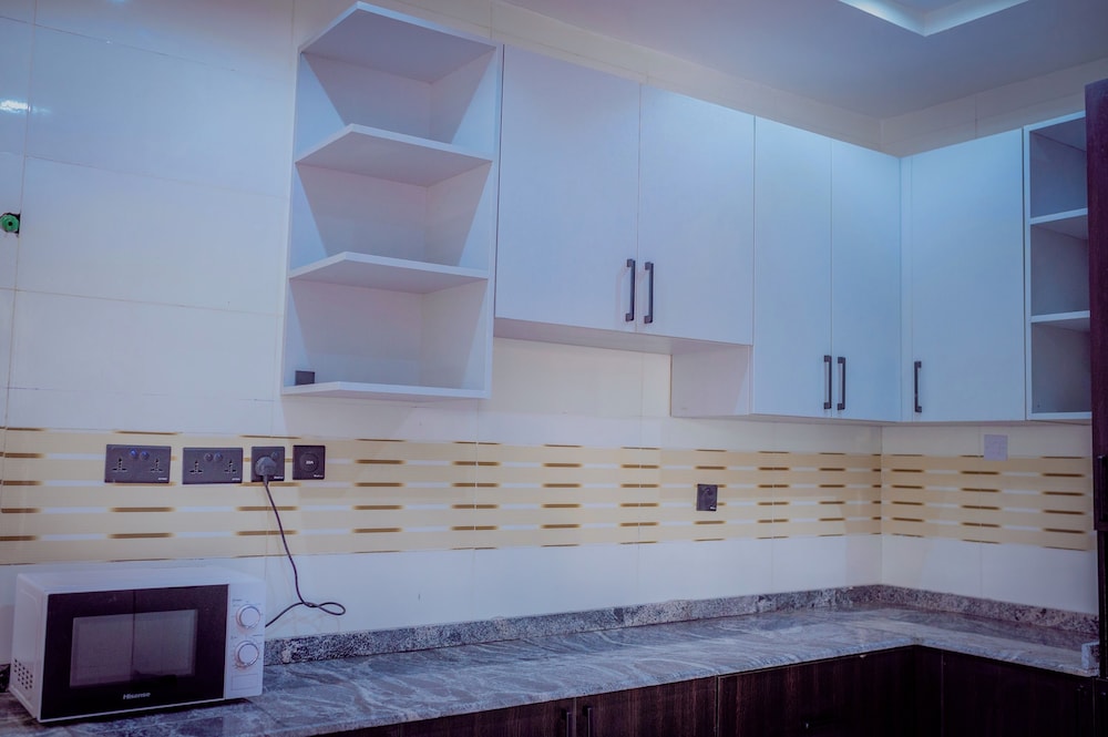 Hannan Residence
