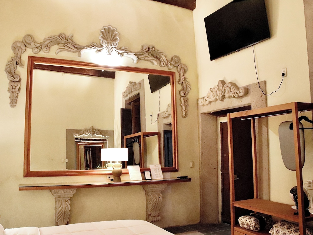 Casa Serdán Suites & Events