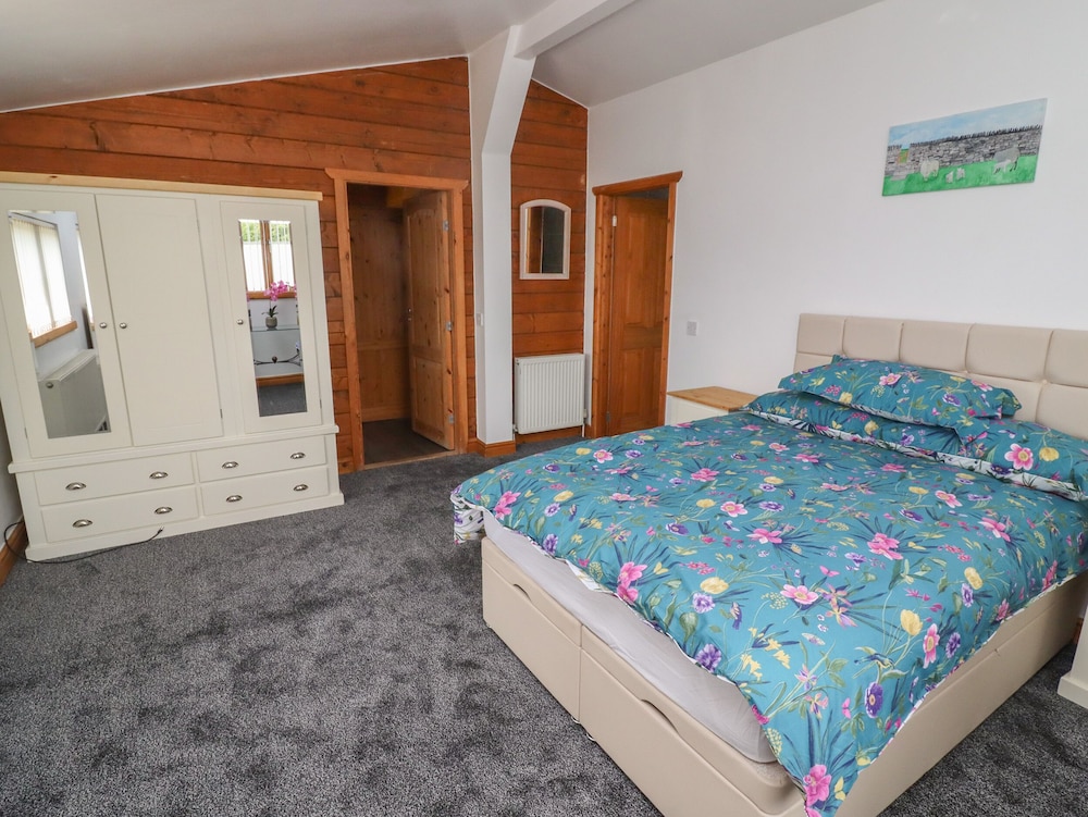 Tilly's Lodge