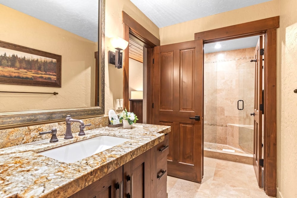 Deer Valley Bct-501 Hot Tub KBM Resorts