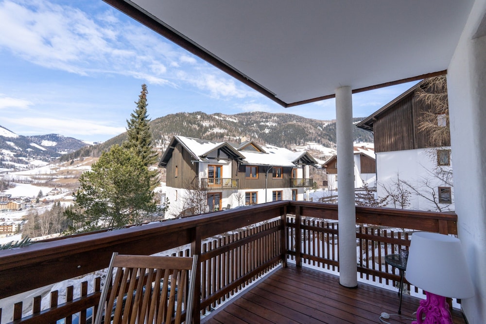 Apartment With Carinthian Mountain View