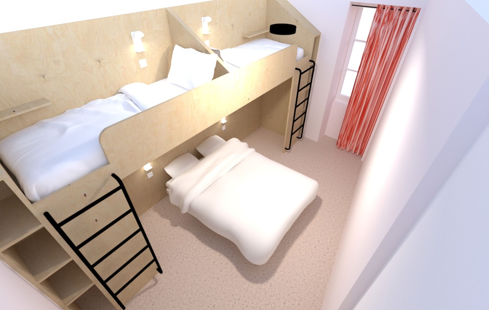 Mustard Hostel