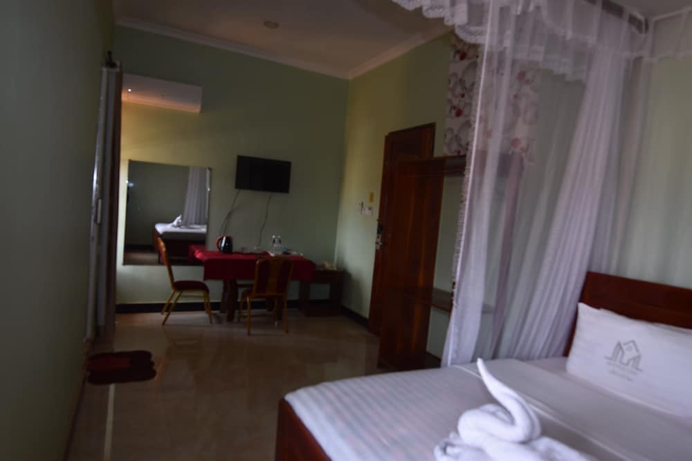 BETTER LIFE HOTEL KASULU view 5
