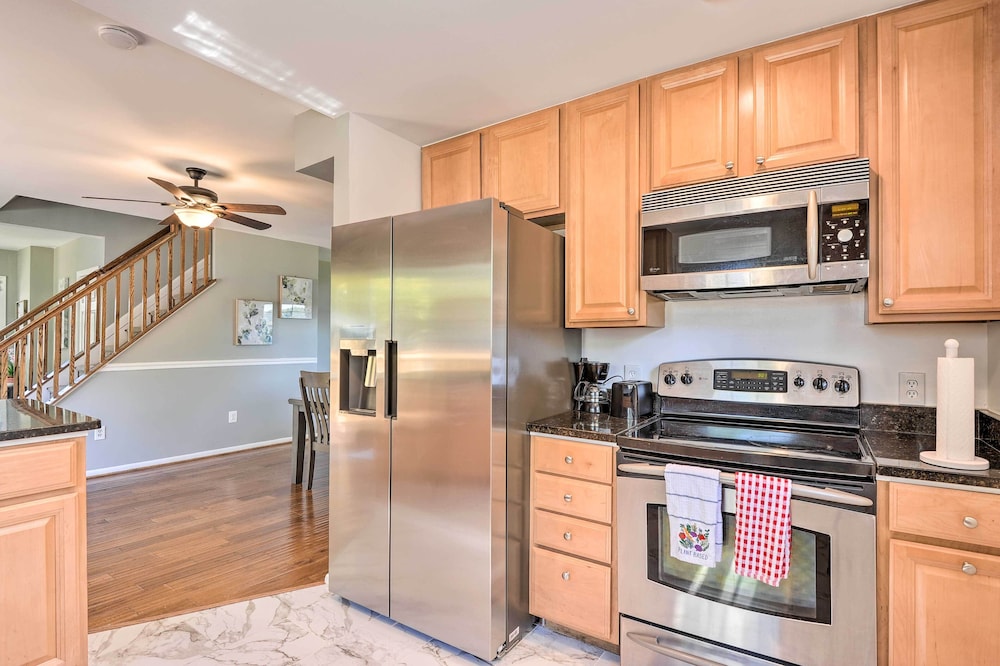 Sunny Glen Burnie Home - On-site Water Access - Property Image 26