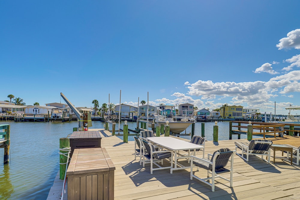 Luxury Nettles Island Home w/ Large Dock!