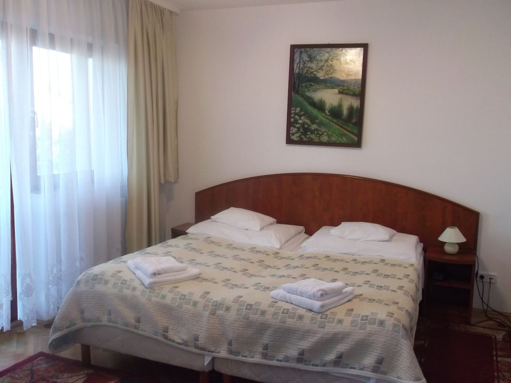 Helios Hotel Pension - Image 4