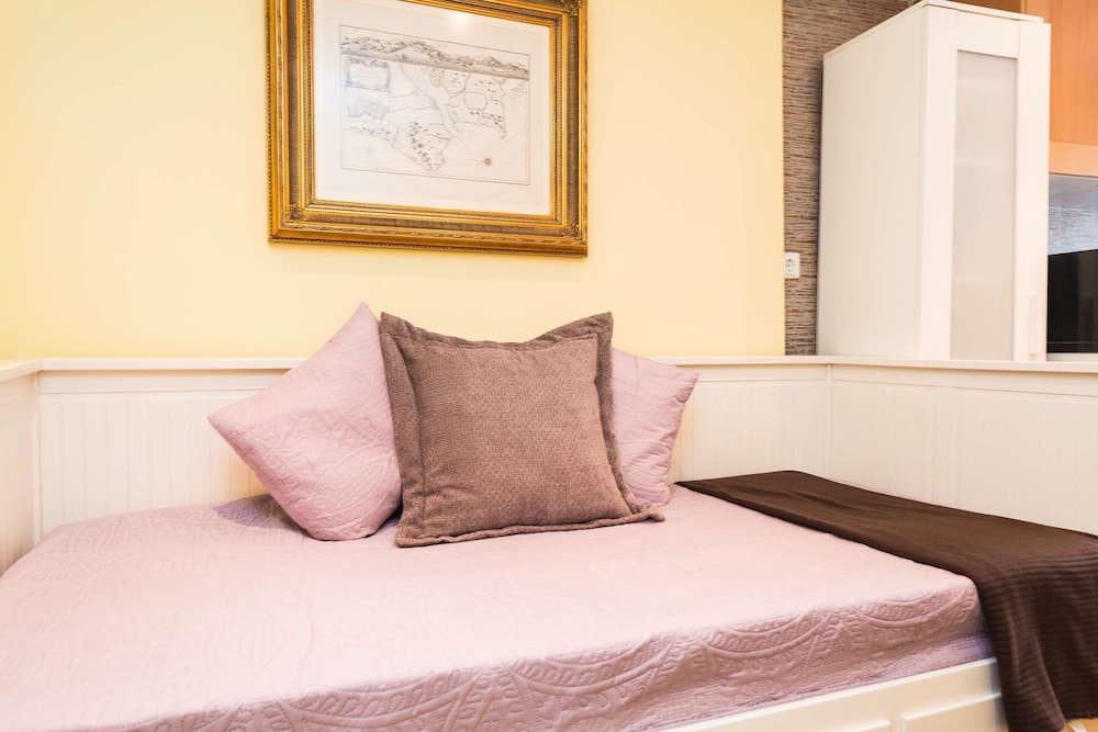 Lisbon Low Cost Apartments