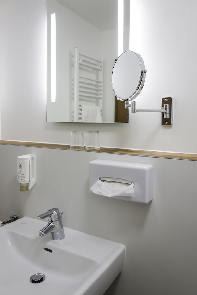 Flair Hotel Weinstube Lochner - Property Image 2