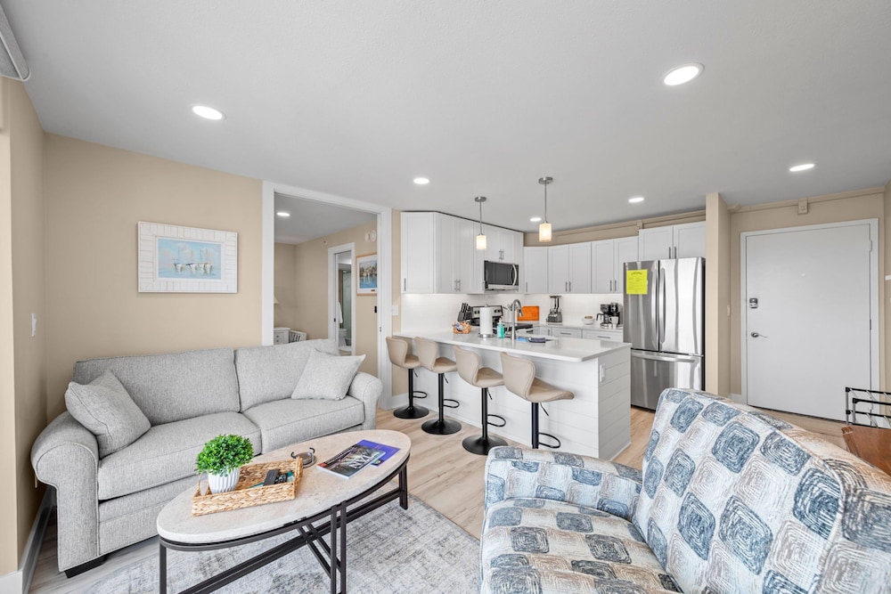 New Luxury Estero Beach Tennis Club 708a