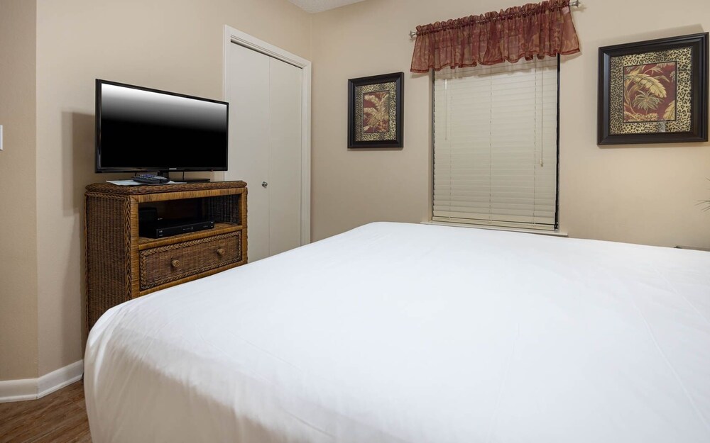 Phoenix X 309 3 Bedroom Condo