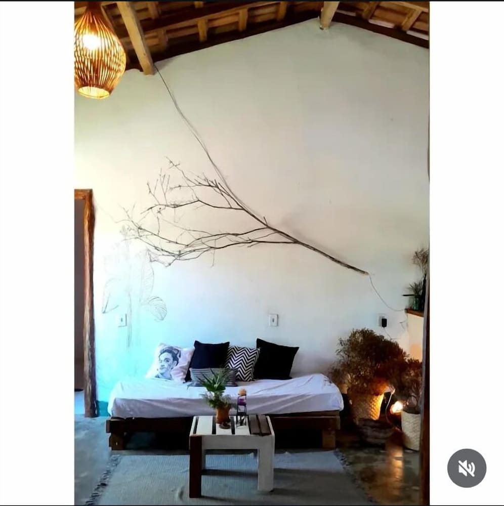 Hostel Mata House